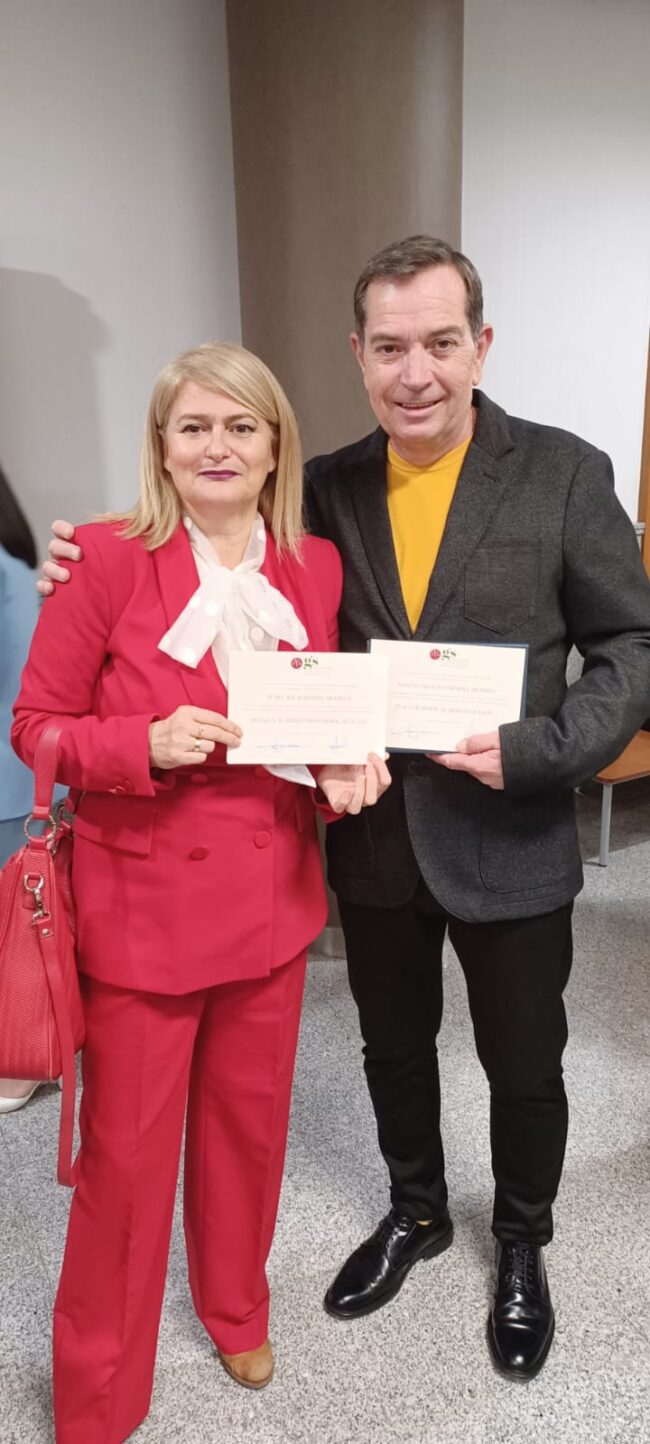 MARISOL Y MANOLO RECOGEN PREMIO A LA TRAYECTORIA PROFESIONAL